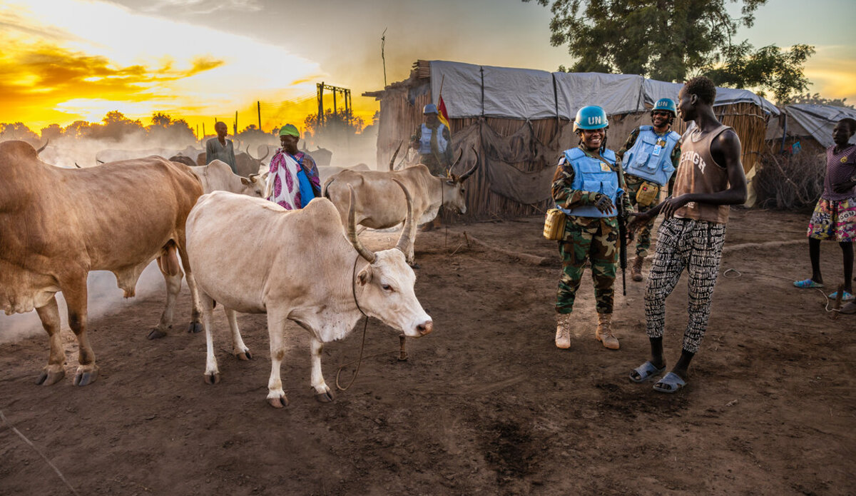 UNMISS patrolling an IDP camp in Bentiu South Sudan. Photo Credit: Gregorio Cunha / UNMISS